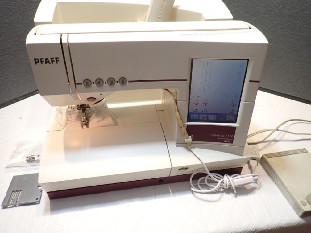 Pfaff Creative 2170 Sewing Machine