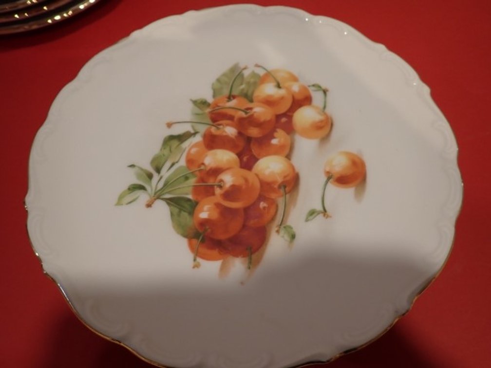 Shumann Arzberg China Plates