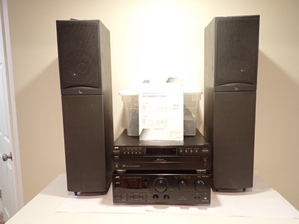 JVC Stereo System & speakers