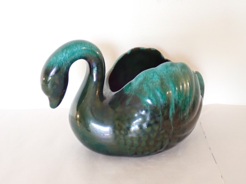 Blue Mountain Pottery Style Swan Figure