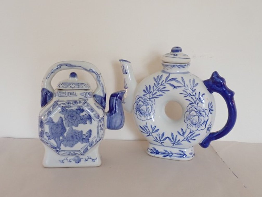 Vintage Chinese Porcelain Teapots