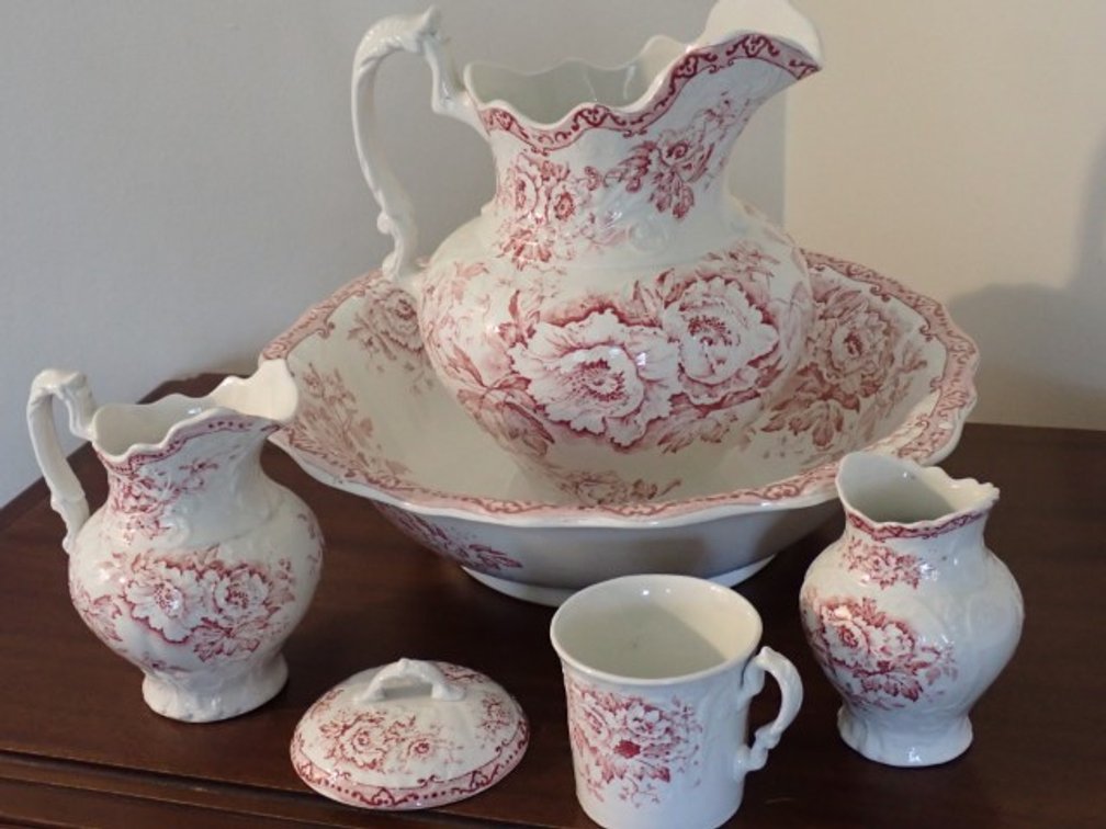 Wash Pitcher & Bowl Set