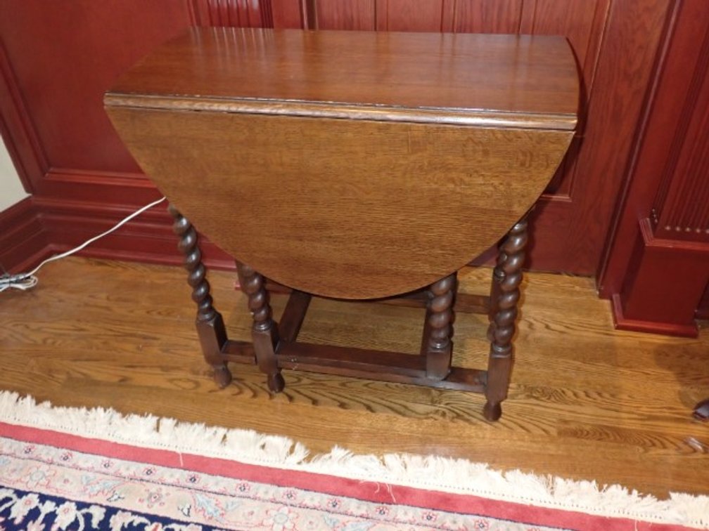 Antique Drop-Leaf Gateleg Side Table