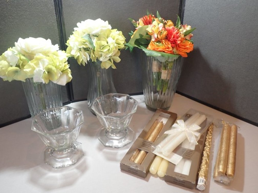Decorative & Vases