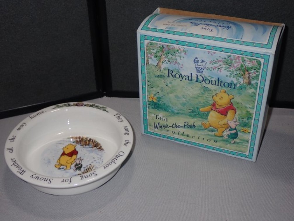 Royal Doulton "Winnie The Pooh" Baby Plate