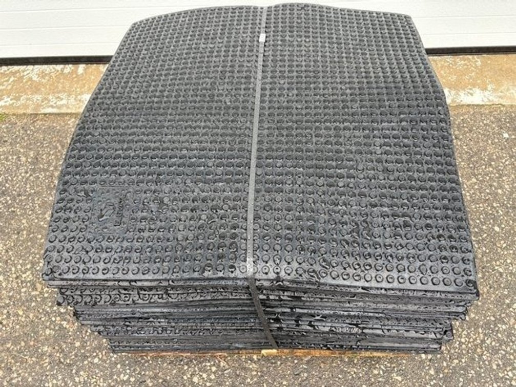 60 industrial rubber mats