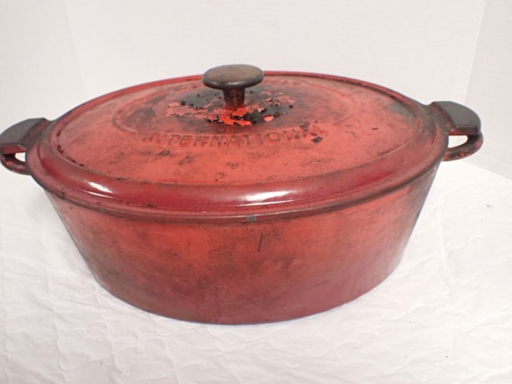 J.A. Henckels International Dutch Oven