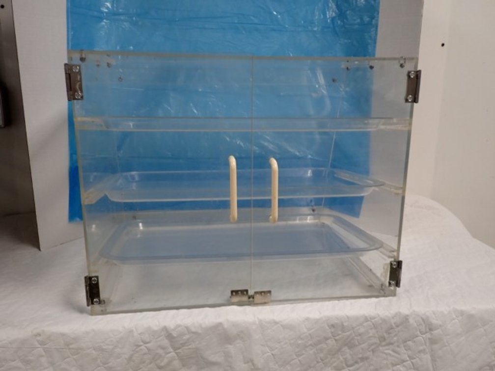 3-Tier Pastry Display Case