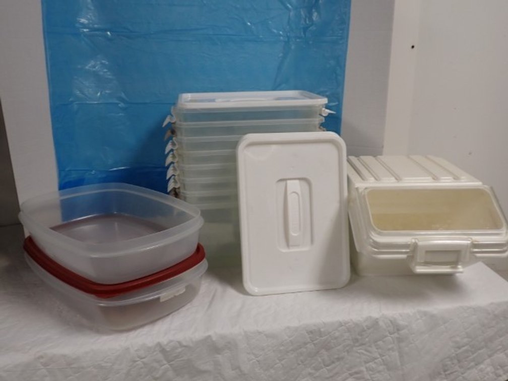 Plastic Storage Latch Bins