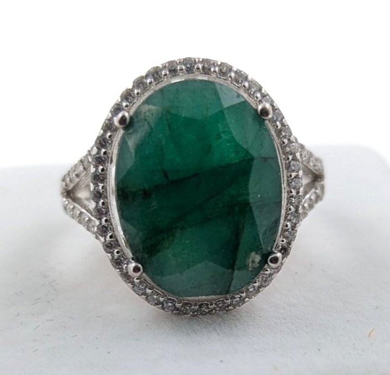 5.6 Gram Certified Silver Emerald gemstone Ring