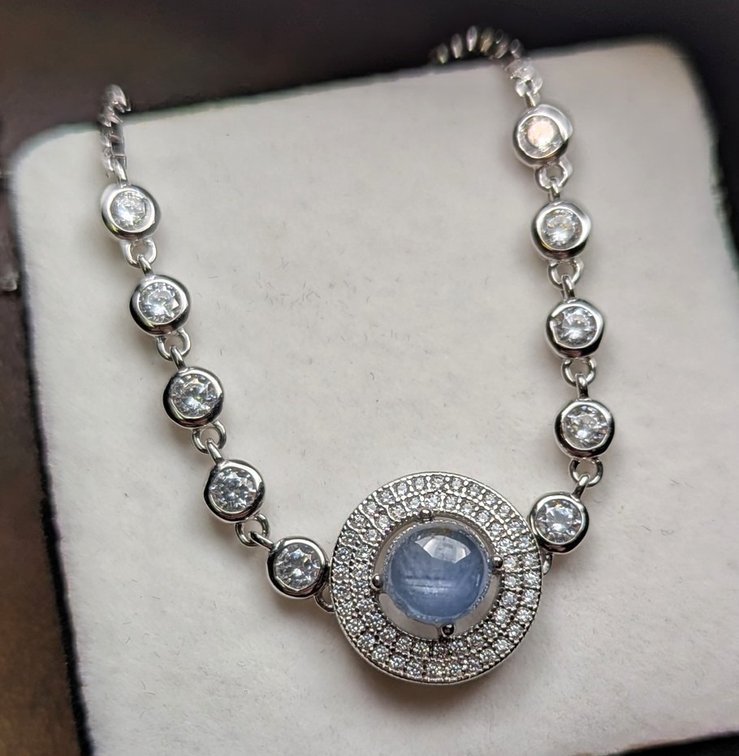 6.4 Gram Certified Silver Star Sapphire gemstone Bracelet