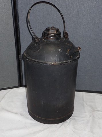 Image for CN Kerosene/Oil Can:Large