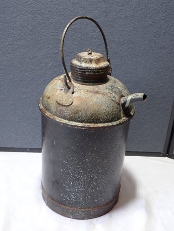 Image for CNR Kerosene/Oil Can:Medium