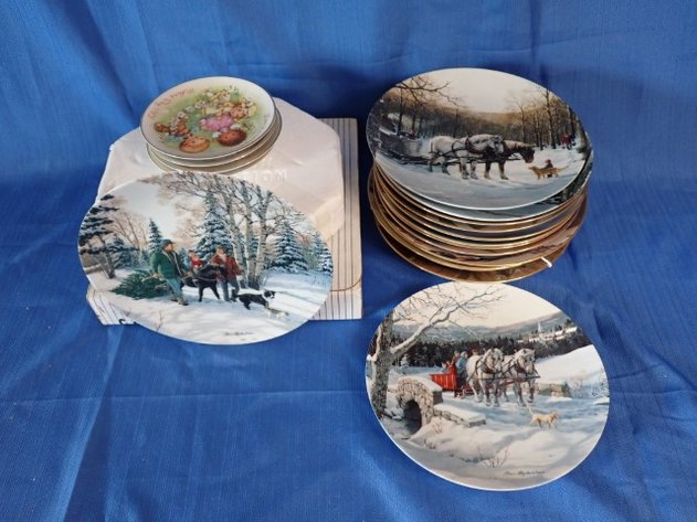 Image for Animal Related Collector Plates