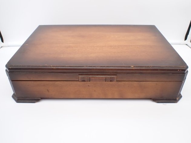 Image for 1847 Rogers Bros. Flatware Chest