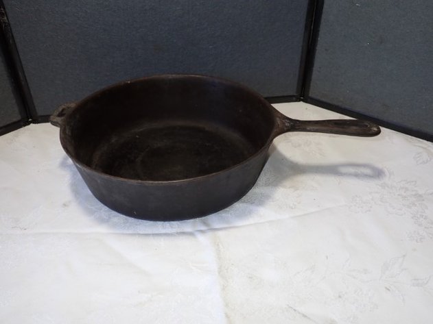 Image for Deep Cast Iron Skillet