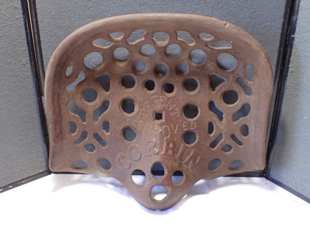 CORBIN Tractor Seat