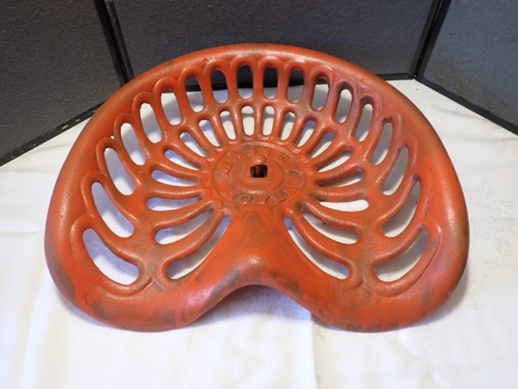 MASSEY MOWER Tractor Seat