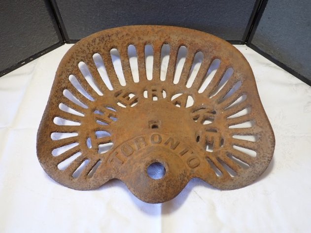 Image for THE RAKE Tractor Seat