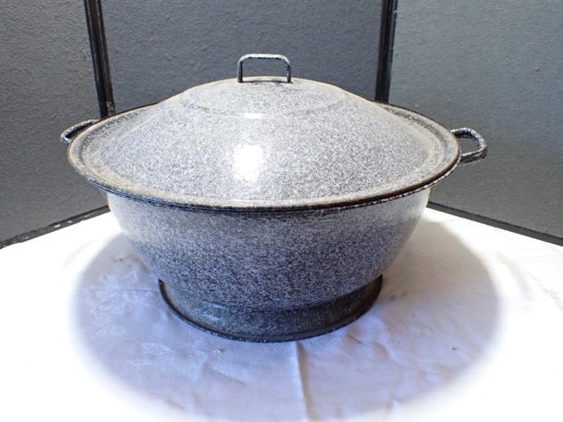 Image for Large Enamel Graniteware Bowl