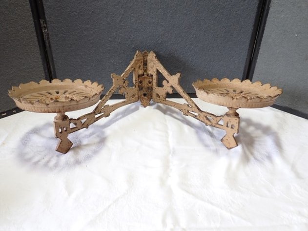 Image for Cast Iron Oil Lamp Holder