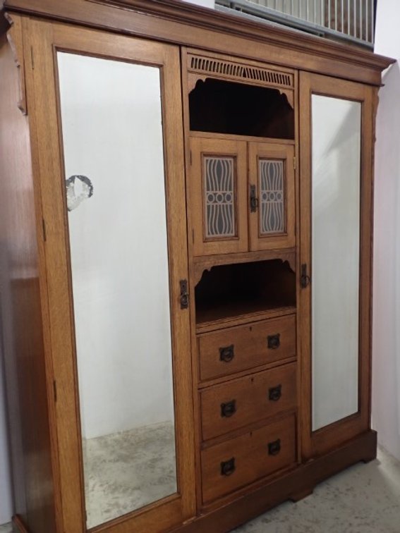Combination Gentleman's Wardrobe/Armoire