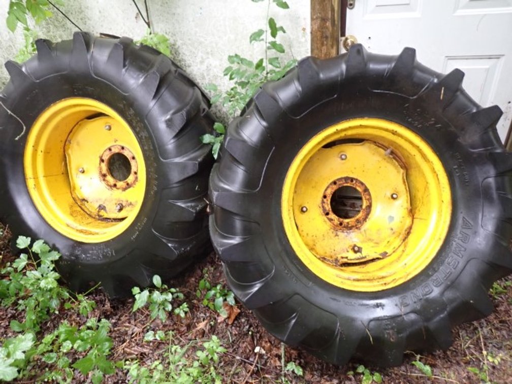 R-1 15" Rims and Tires