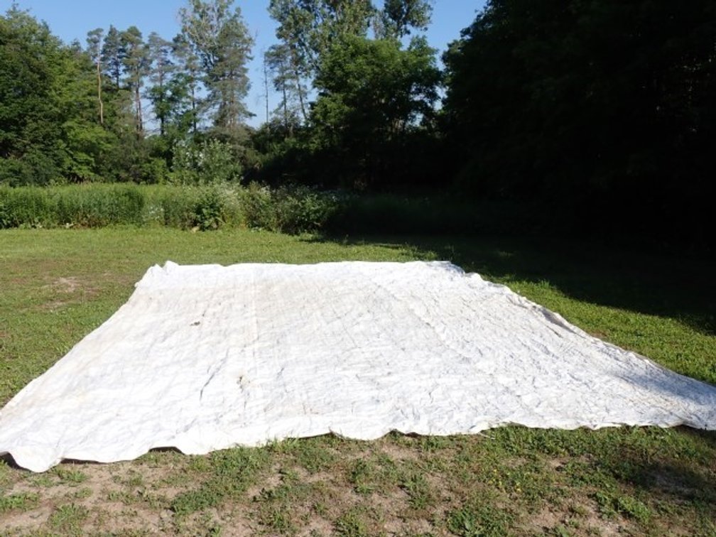 Tarp approx 15 x 24