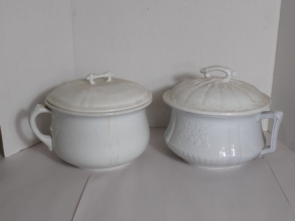Chamber Pots With Lids