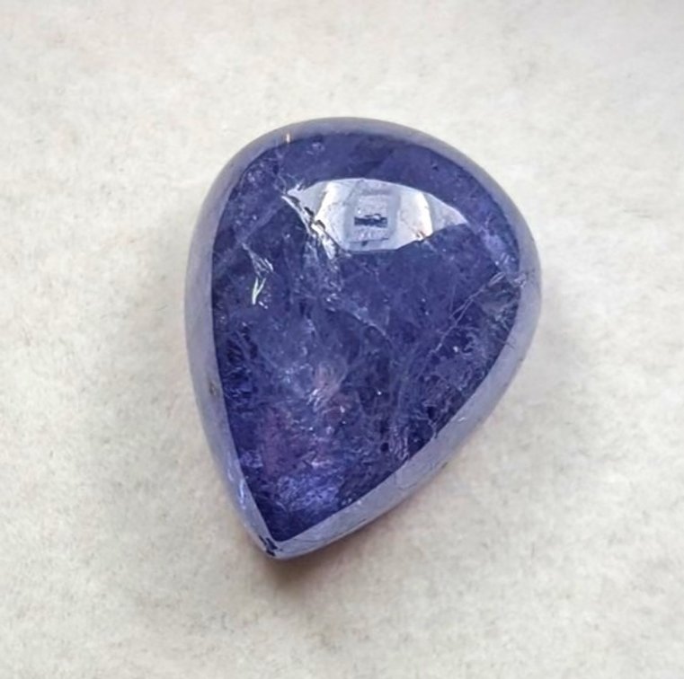 16.93 ct Certified Tanzanite gemstone ($15,237 Appraisal)