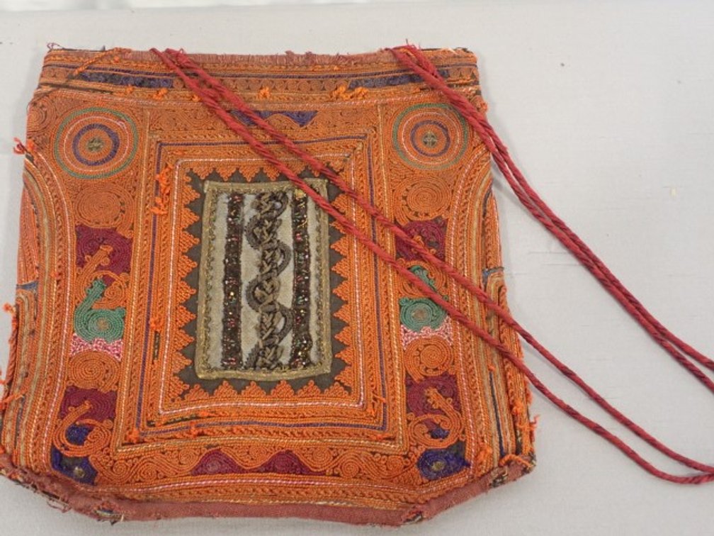 Vintage Hand-Embroidered Textile Shoulder Bag / Purse