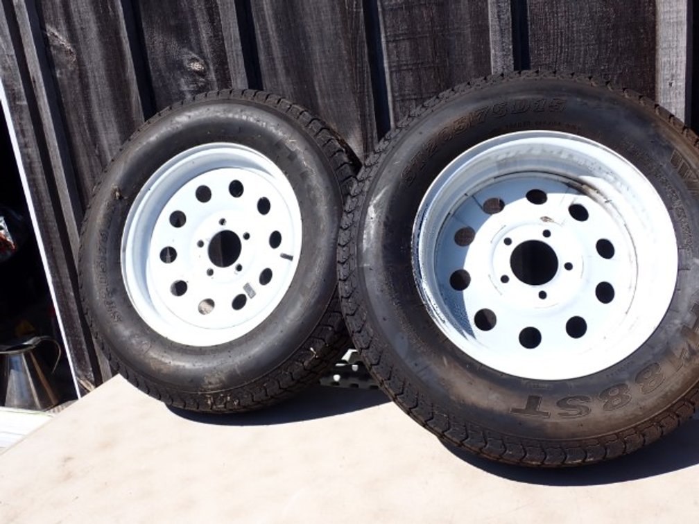 H188ST Tires on Rims