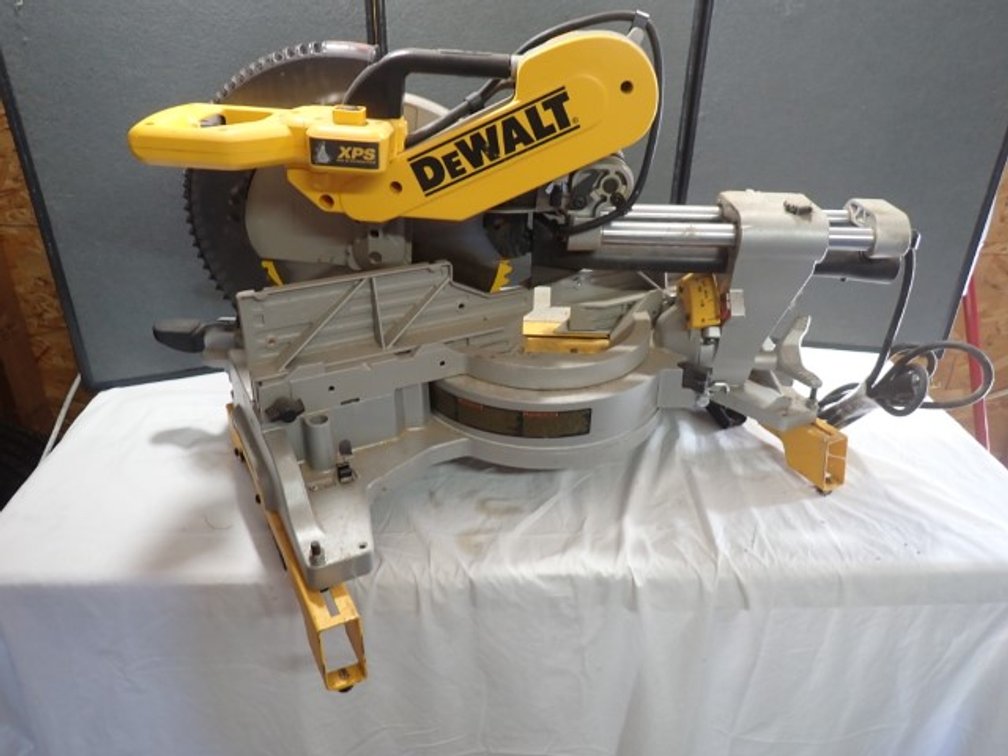 DeWalt Miter Saw