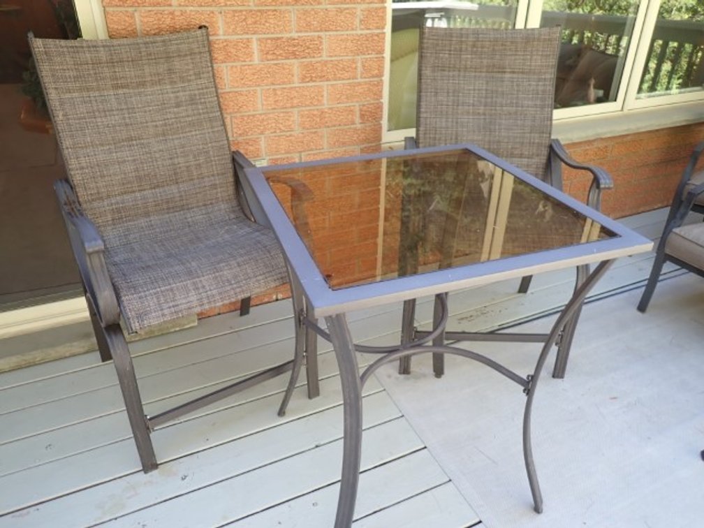 Raised Patio Set