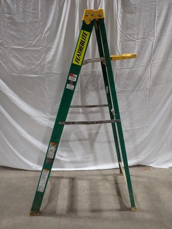 Image for 6 ft Featherlite