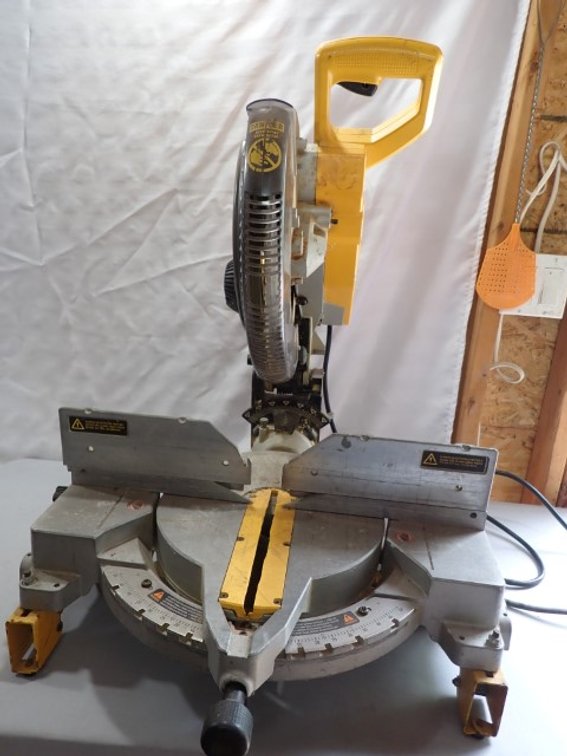 DeWalt Miter Saw