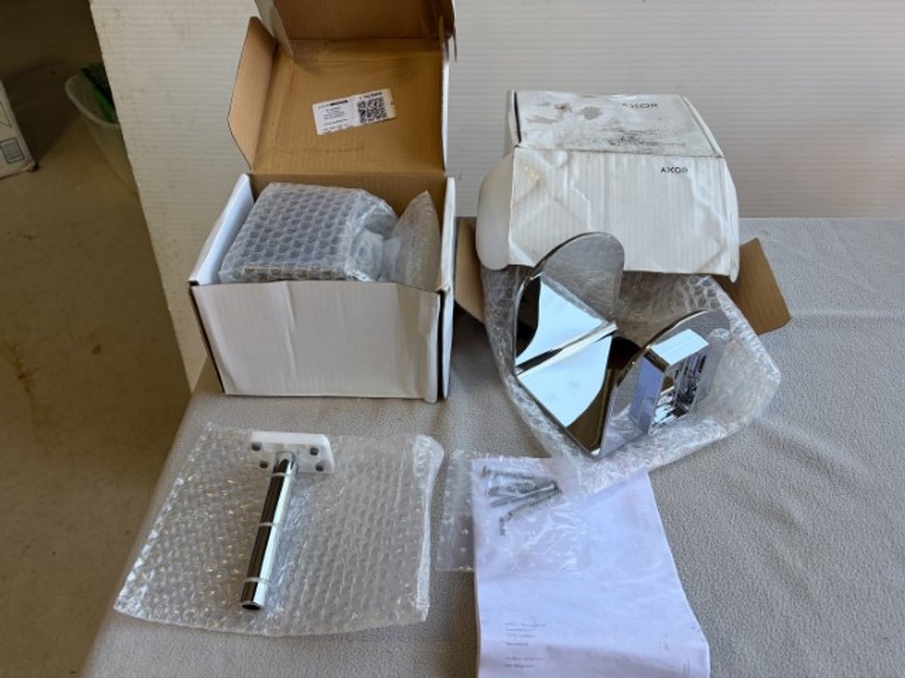 NEW Axor Bathroom Accessories