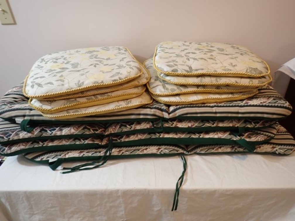 4 Chair Cushion options