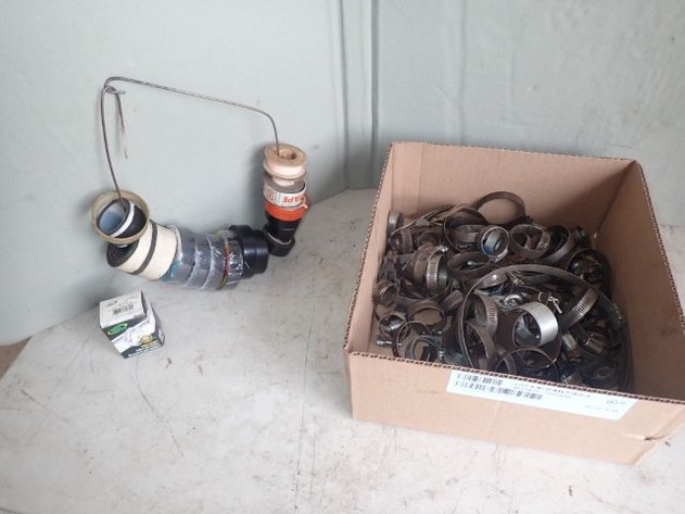 Image for Pipe / Hose Clamps Lot