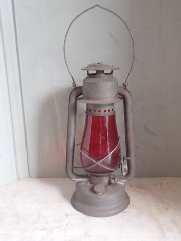 Image for Vintage GSW Red Globe Utility Lantern