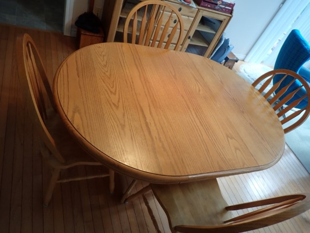 Oak Dining Table with Four Chairs and Extension Leaf