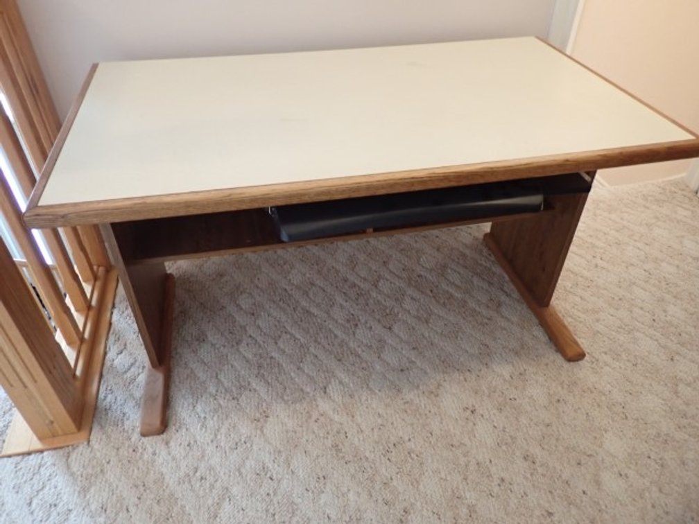 Fellowes Computer Desk