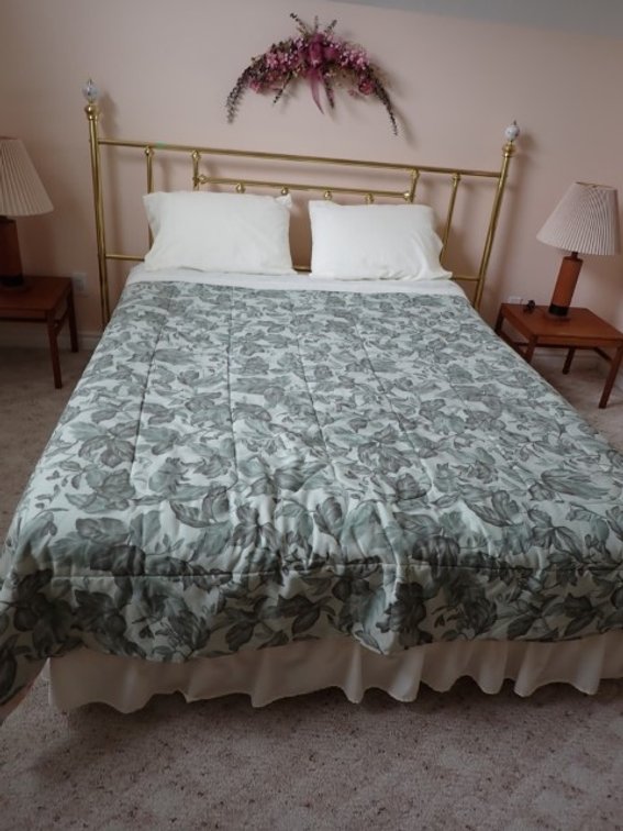 Brass Accent Double Bed