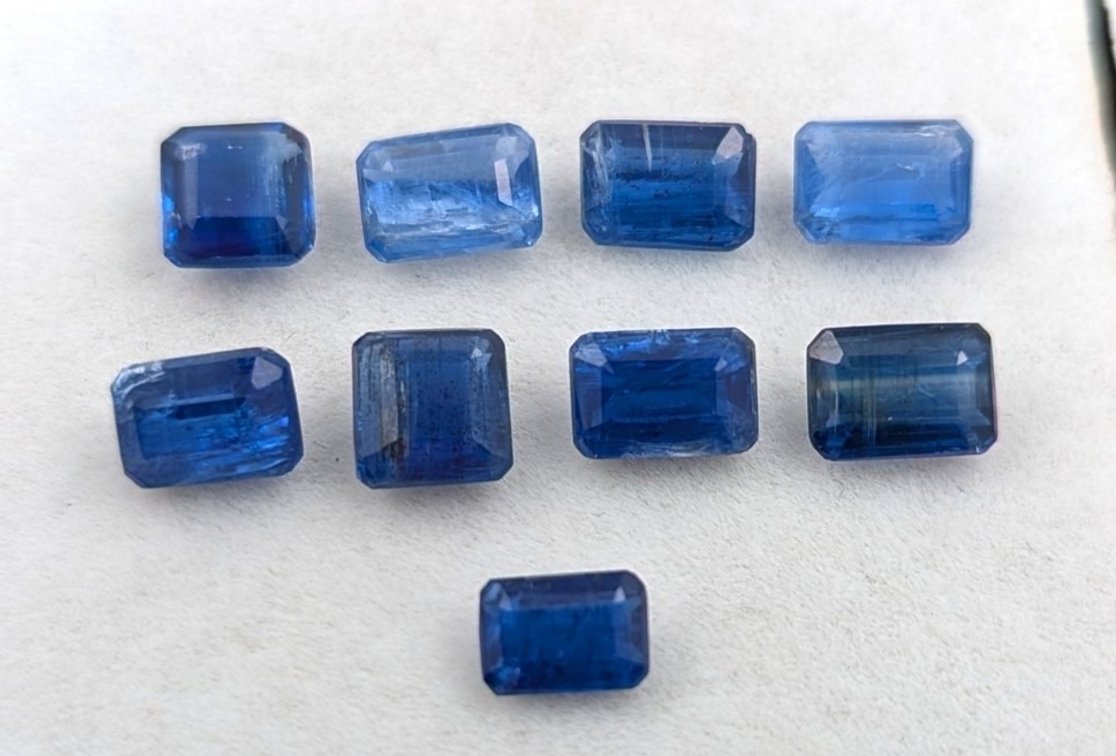 9.96 ct Certified Kyanite gemstone parcel ($7,968 Appraisal)