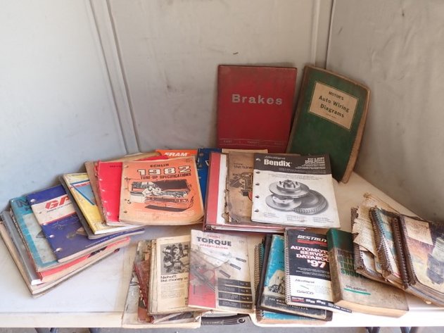 Image for Auto/Truck & Tractor Reference Manuals
