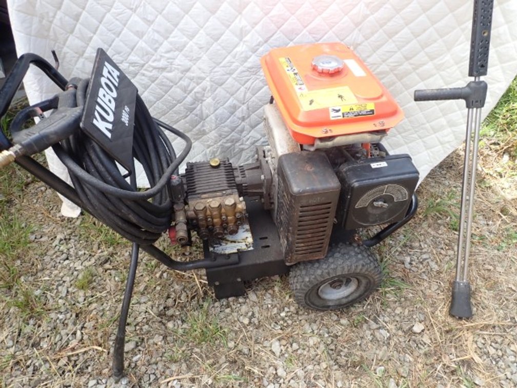 Kubota 3000 PSI Gas Pressure Washer – GH340 OHV Engine
