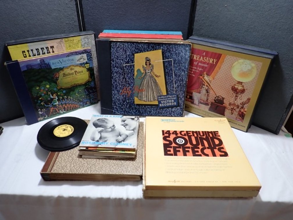 Collection of 45s & 78s Plus