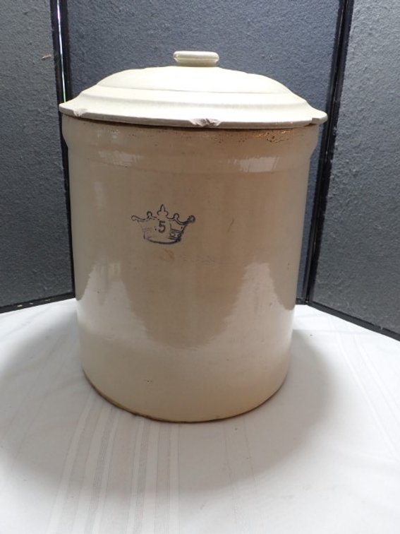 Crown #5 Crock