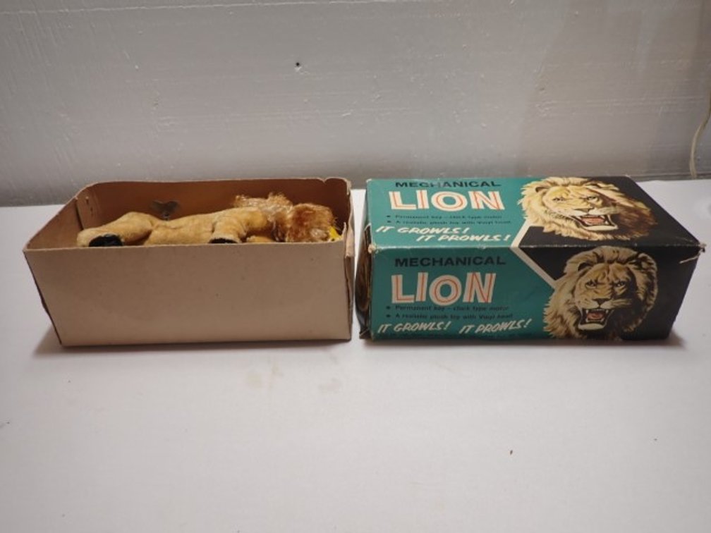 Mechanical Lion