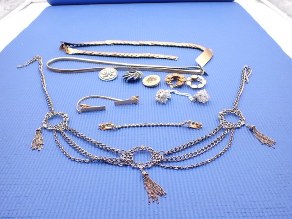 Vintage Fashion Accessories